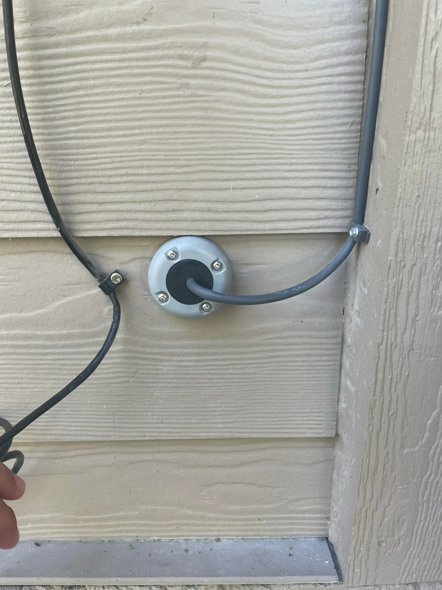 Commercial Cable Seal